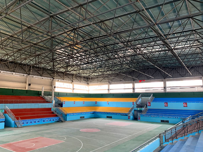 扎兰屯富川体育馆网架